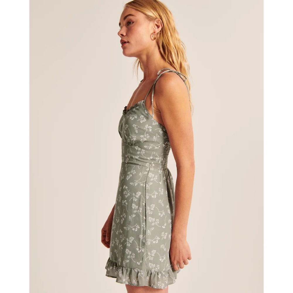 Abercrombie Fitch Tie-Strap Slim Waist Mini Dress - Picture 3 of 10